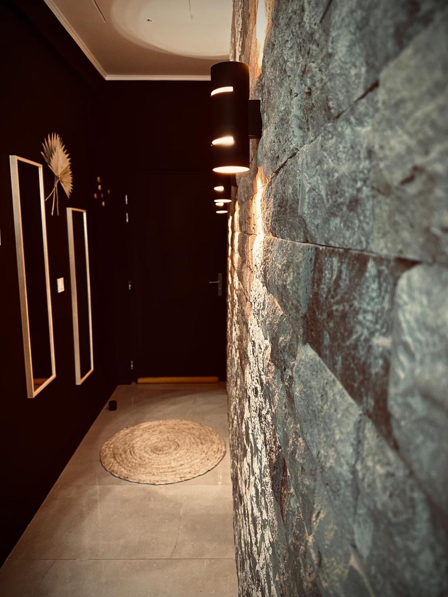 L'Emperador Apartment แร็งส์ ห้อง รูปภาพ