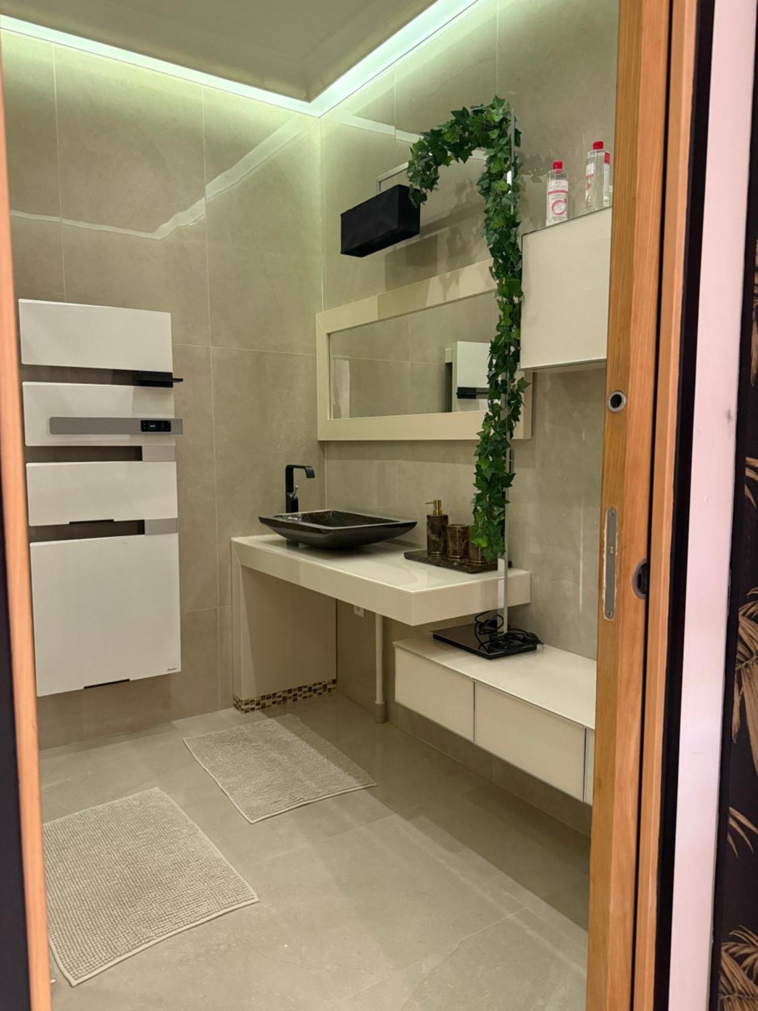 L'Emperador Apartment แร็งส์ ภายนอก รูปภาพ