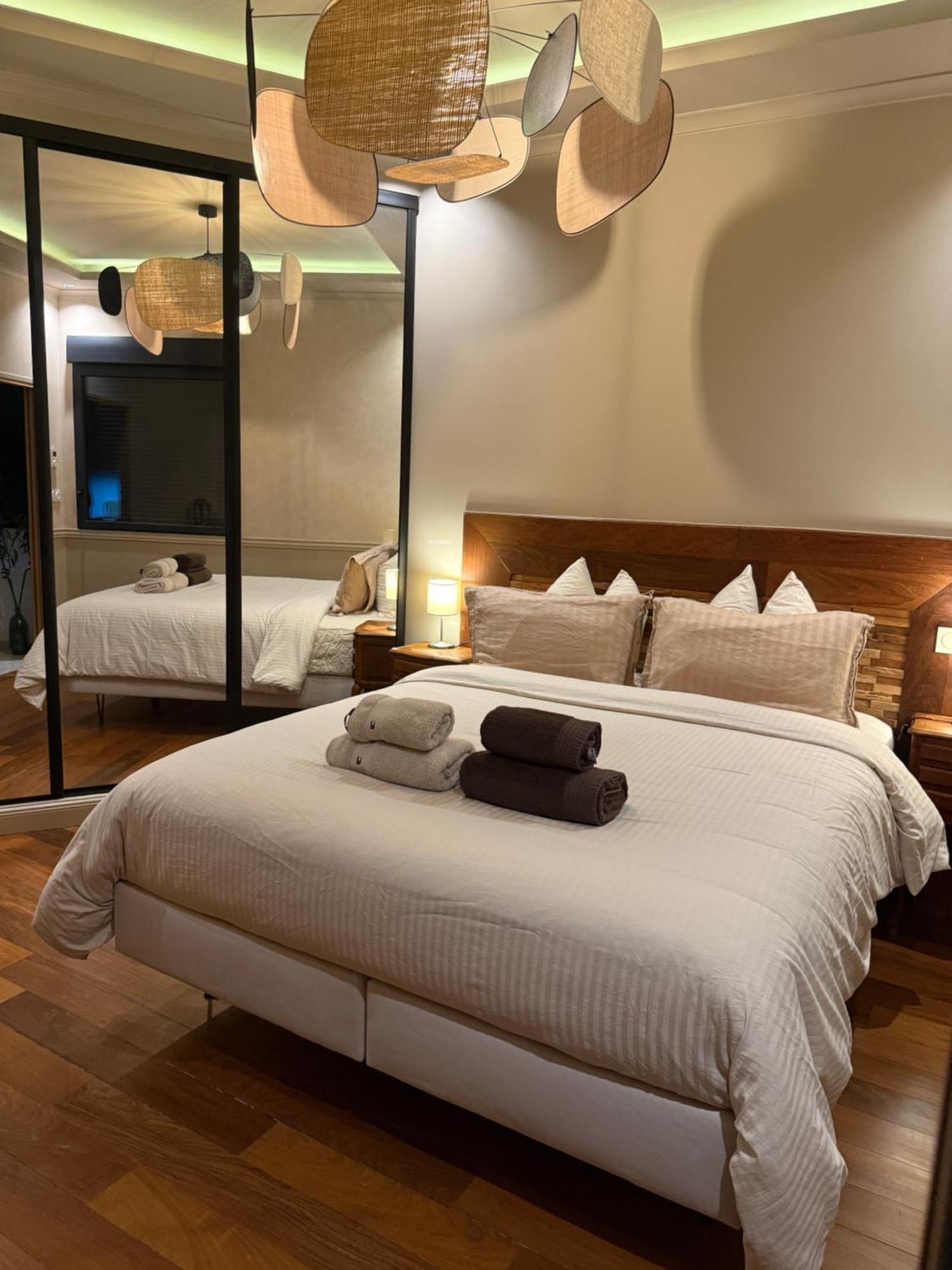 L'Emperador Apartment แร็งส์ ภายนอก รูปภาพ